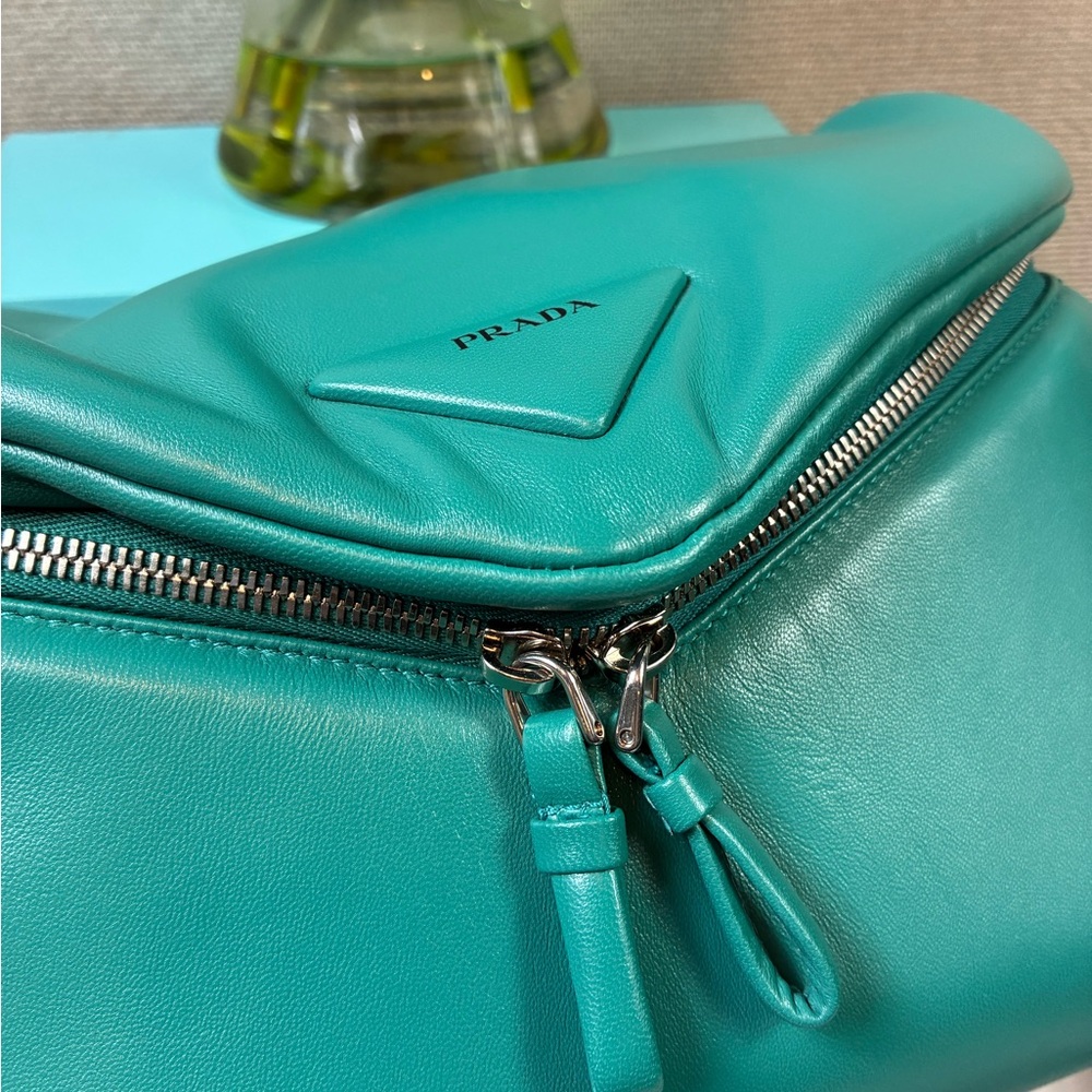 NWT Prada Nappa Leather Pavone Green Signaux Sacca Shoulder Bag - Retail $3500 - Picture 6 of 14